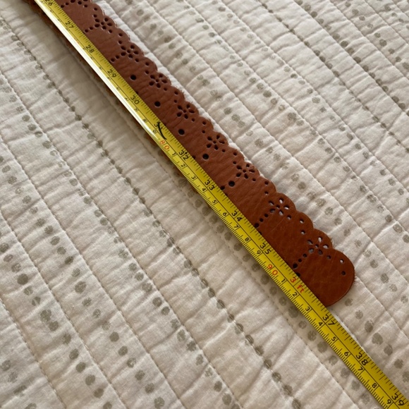 Fossil Tan Brown Leather Brogue Belt Coastal Cowgirl Western Boho Chic Sz M - Picture 11 of 11